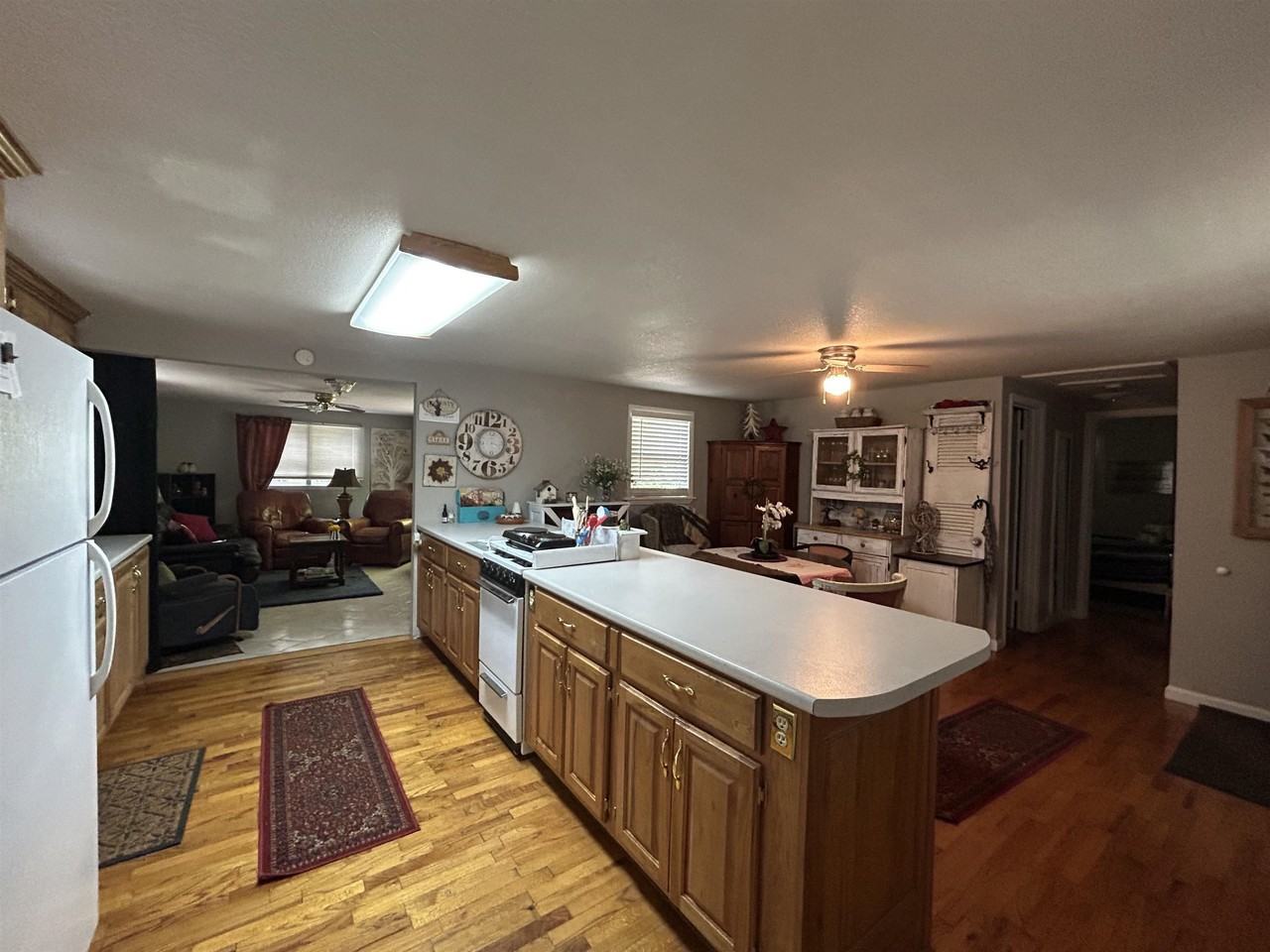 51 Oriole Dr - Photo 7 of 31