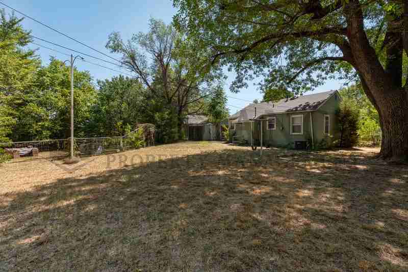 2240 S Minneapolis Ct - Photo 4 of 20