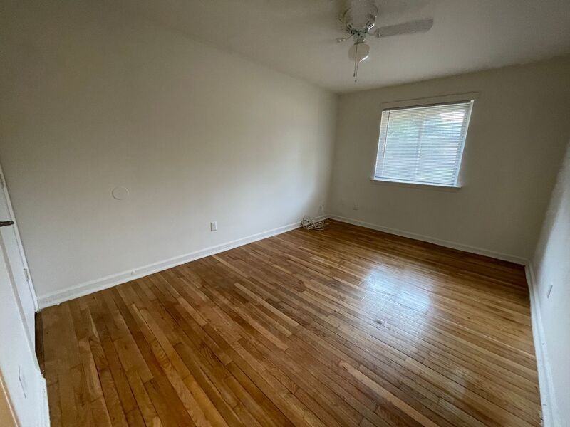 2004 Warren Ave, Hopewell, VA 23860 - Photo 3 of 26