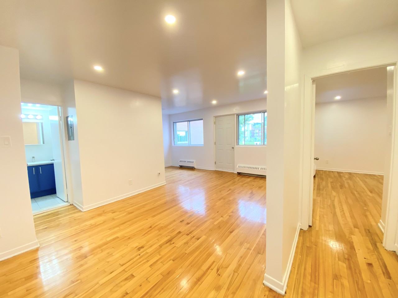 4450 Avenue Bourret #302