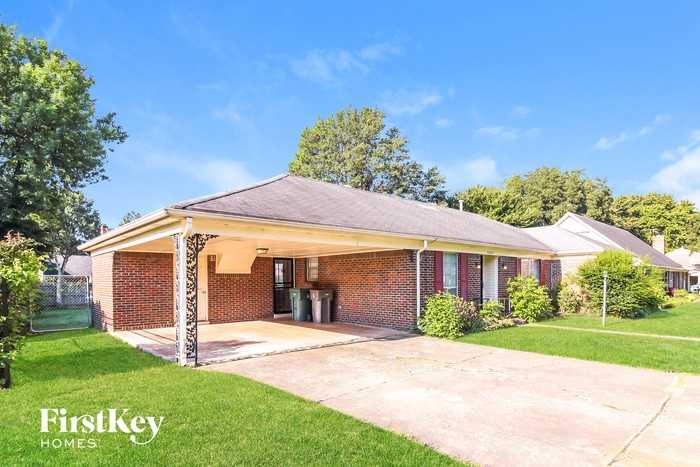 5439 Scottsdale Ave - Photo 2 of 15