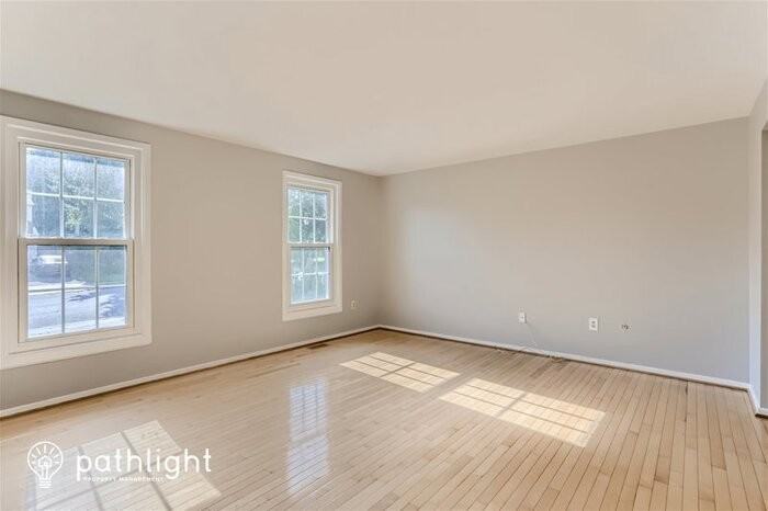 13047 Tarragon Rd - Photo 3 of 25