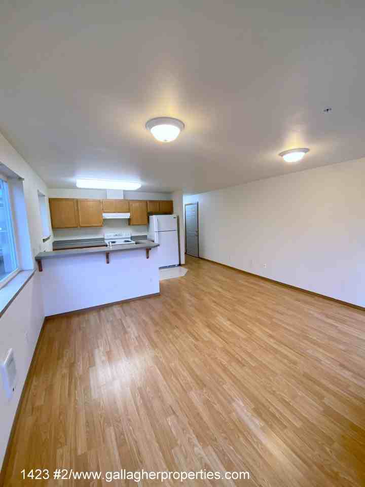 1423 Nw 61st St #2 - Photo 3 of 14