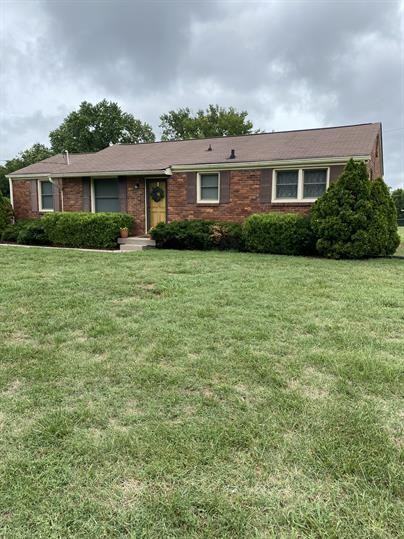 4950 Hopedale Dr - Photo 2 of 12