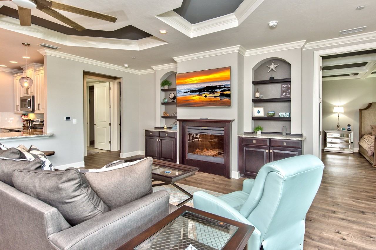 8764 Bellano Ct - Photo 5 of 27