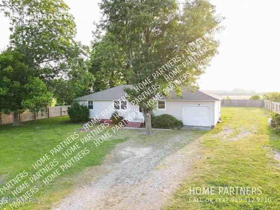 465 Meadstown Rd - Photo 3 of 18