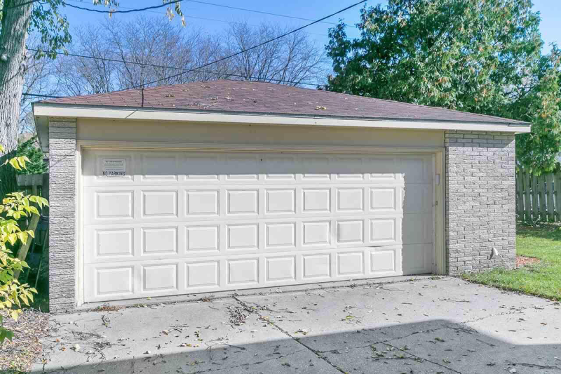 2413 Brentwood Pkwy #1 - Photo 3 of 24