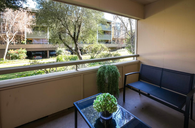 2070 Lucretia Ave #305 - Photo 2 of 13