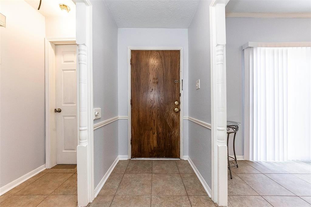 10424 Belfast Rd #10424 - Photo 3 of 12
