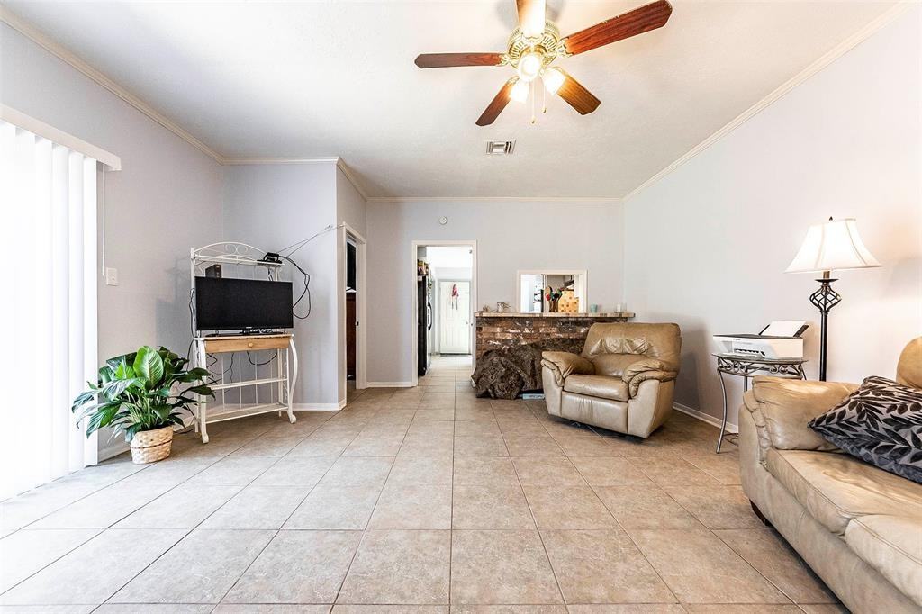 10424 Belfast Rd #10424 - Photo 7 of 12