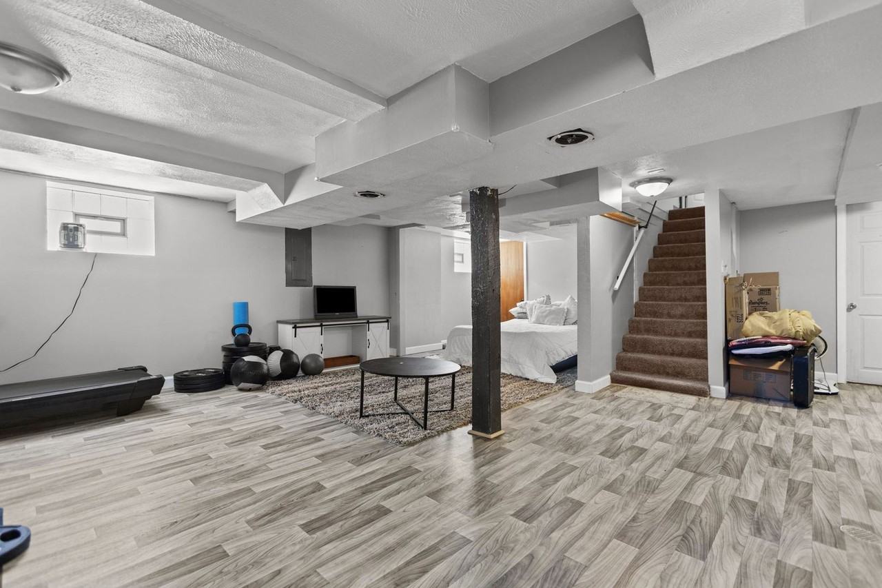 166 Warrendale Bakerstown Rd - Photo 2 of 25