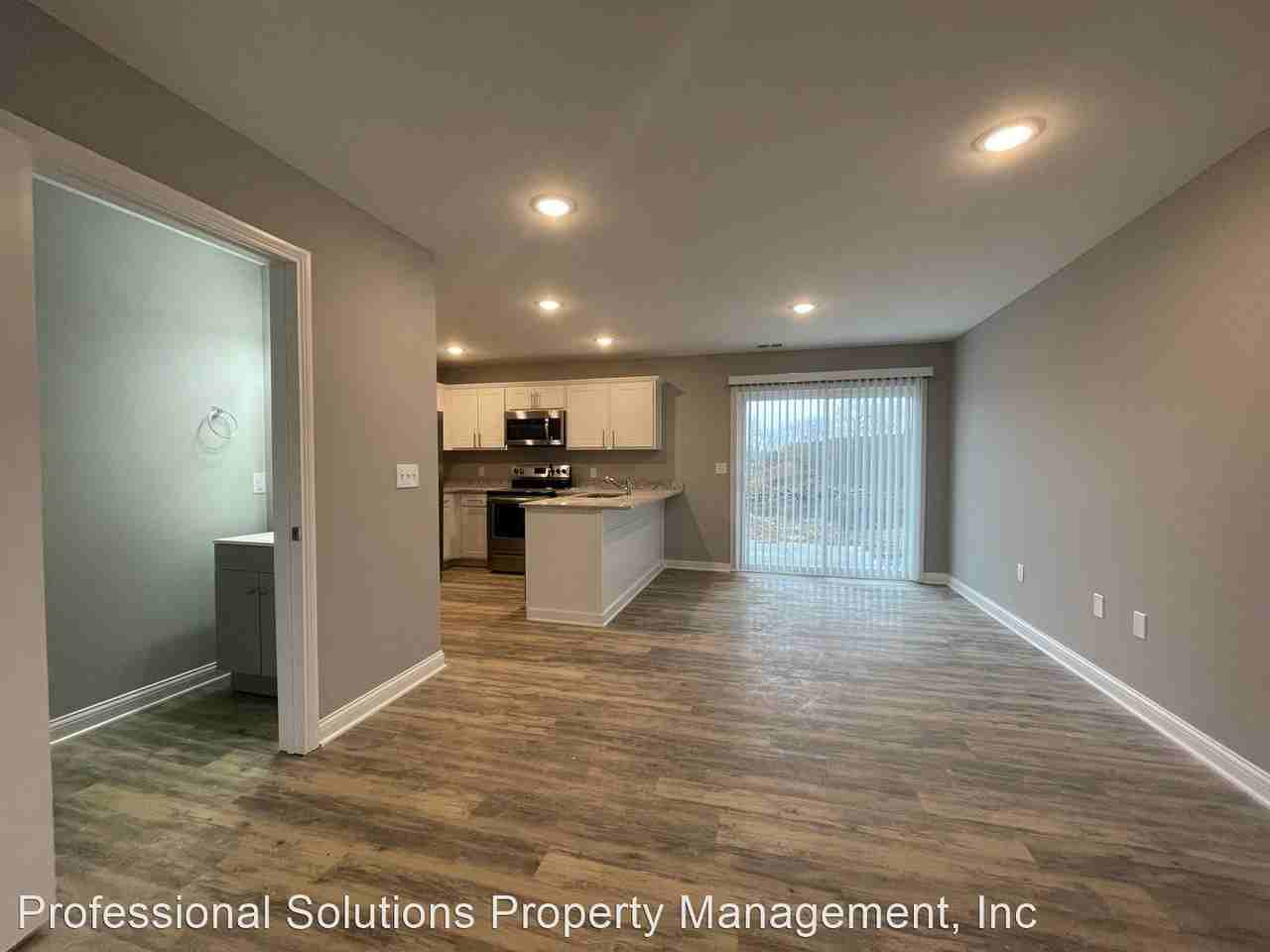 118/120 Tucker Ln - Photo 3 of 16