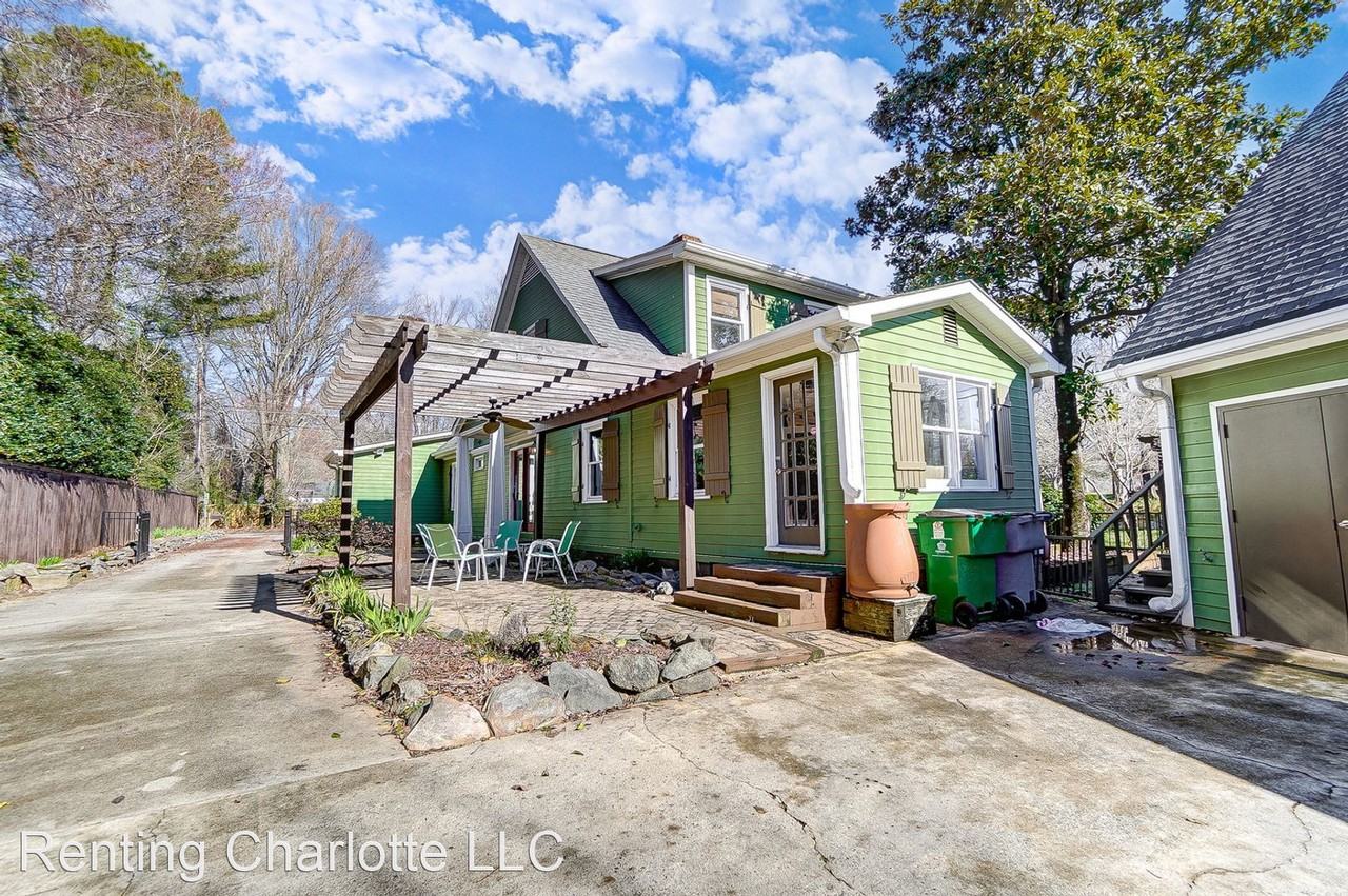 4330 Brookfield Dr - Photo 2 of 37