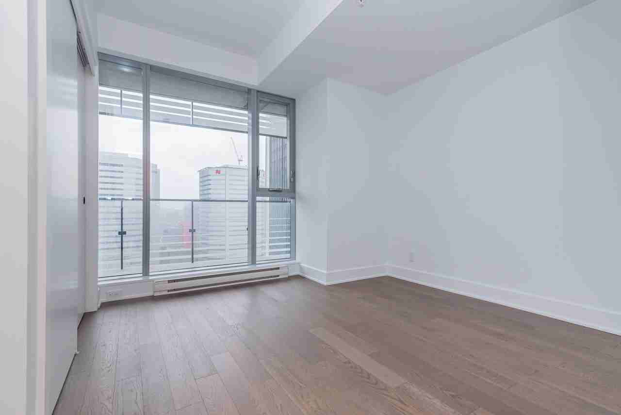 720 Rue Saint-Jacques - Photo 2 of 17