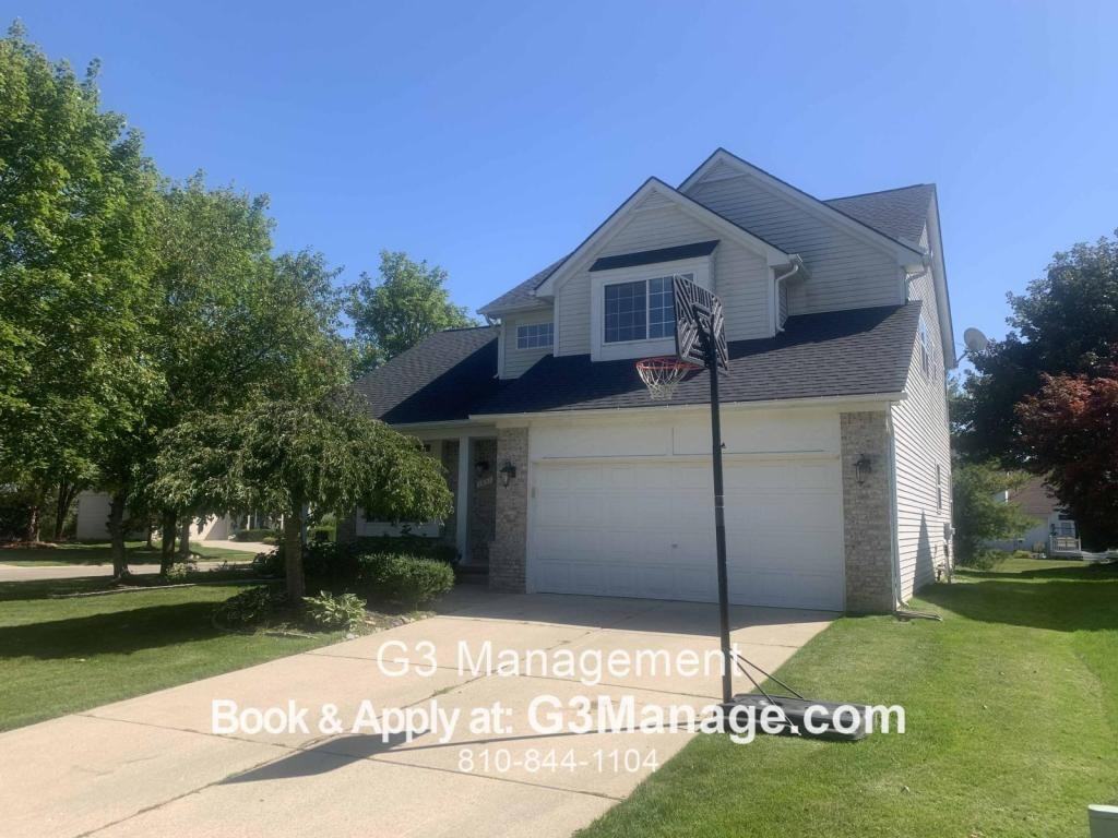 1051 Colt Dr - Photo 3 of 44