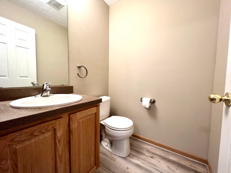 580 Birch Hill Dr - Photo 3 of 12