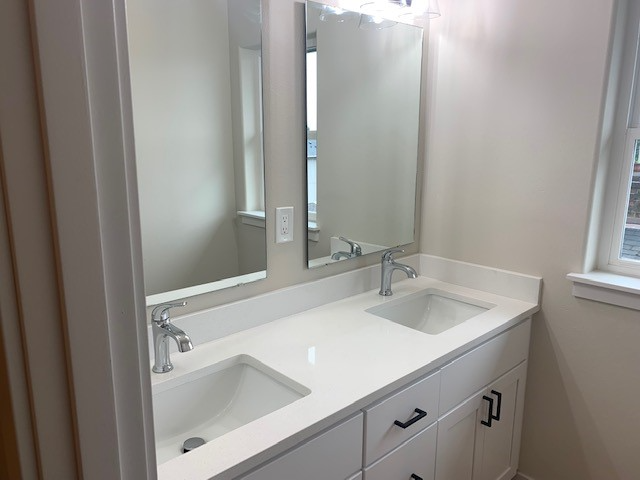 516 E 70th St - Photo 3 of 15