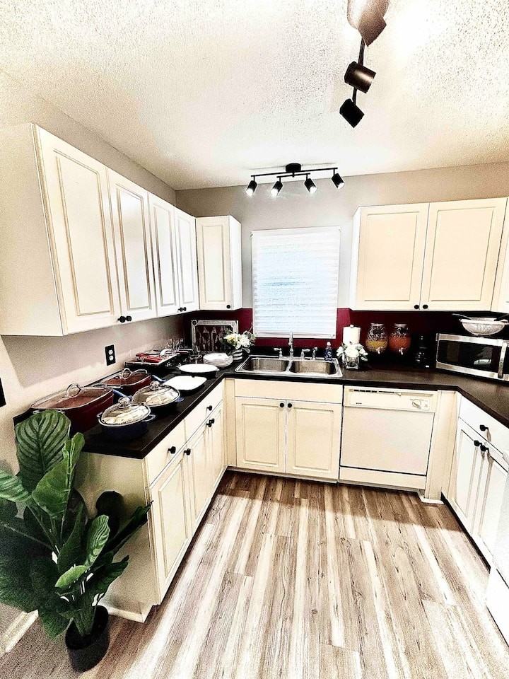 317 Jaybird Lane - Photo 2 of 8