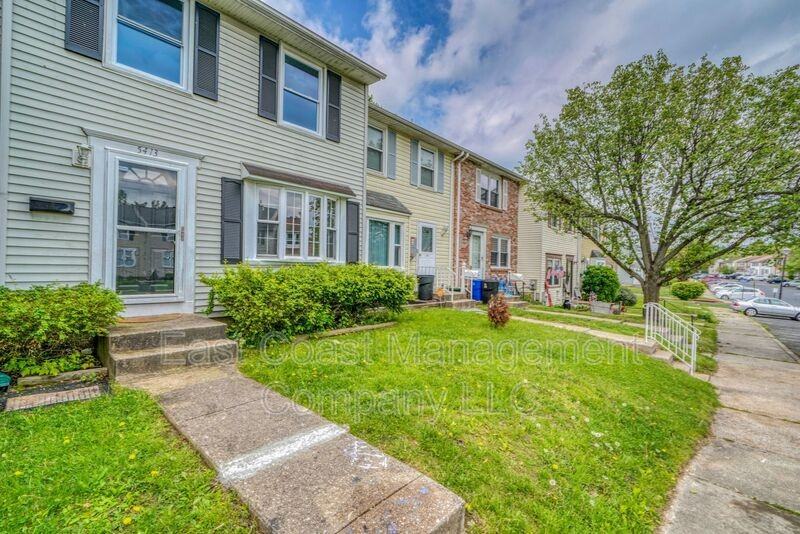 5413 King Arthur Cir - Photo 3 of 31