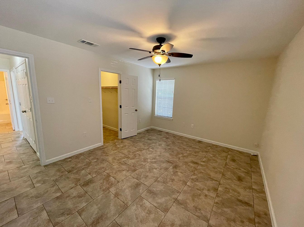 1733 Greenwood Ln #1733 - Photo 2 of 6