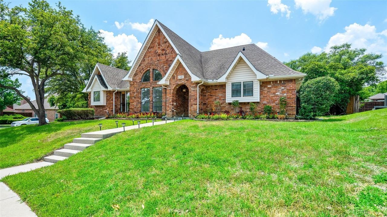 2101 Lorraine Pl #NA - Photo 2 of 18