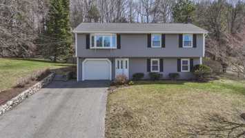 featured image of 7 Briarwood Rd #1