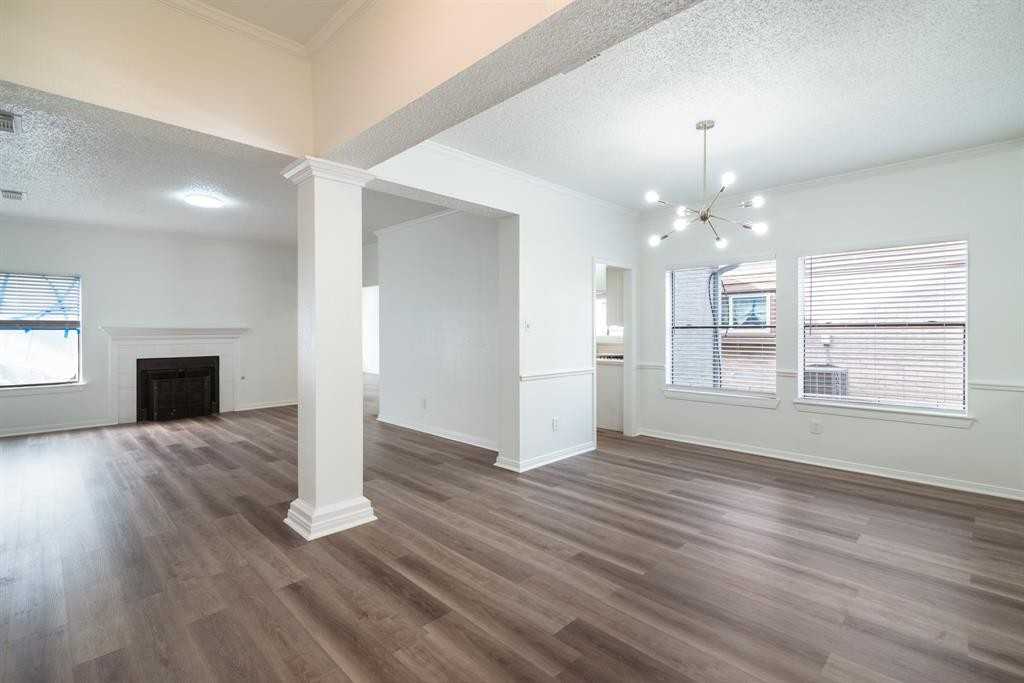 1030 Wentworth Dr #1 - Photo 4 of 22