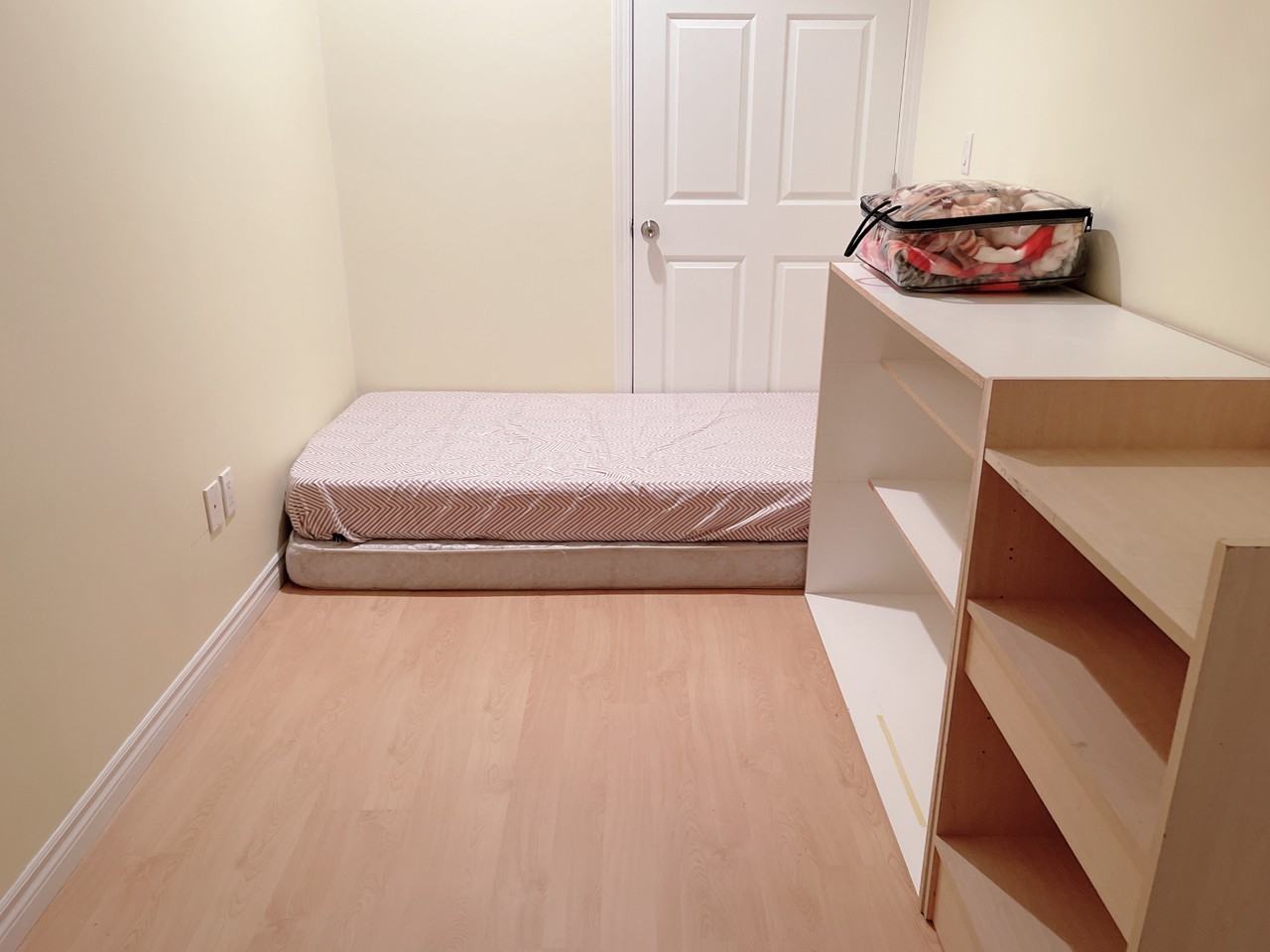 7254 16th Ave - Photo 2 of 3