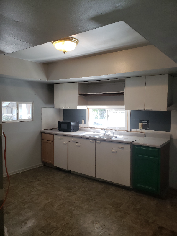 3048 Gerry St - Photo 2 of 6