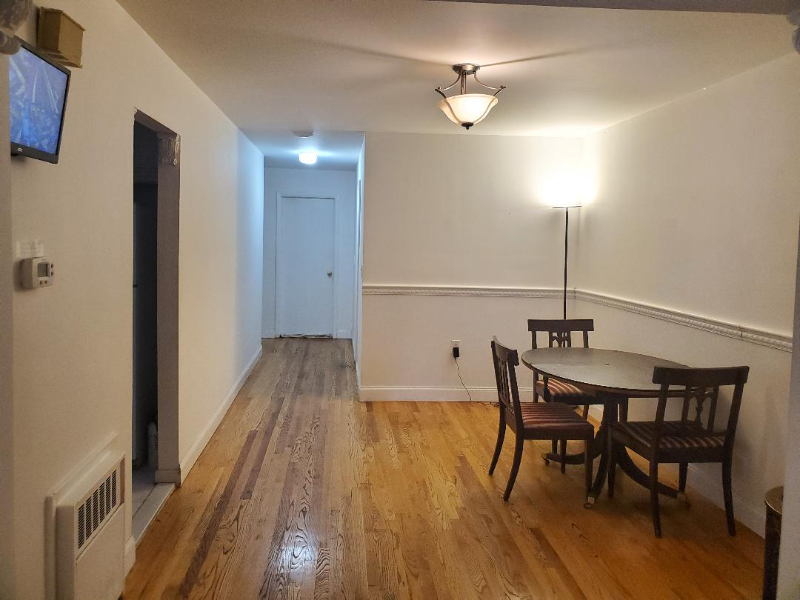 410 72nd St #1 - Photo 2 of 9