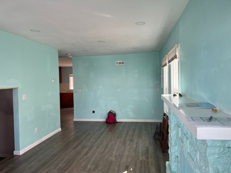 1042 7th Ave - Photo 3 of 15