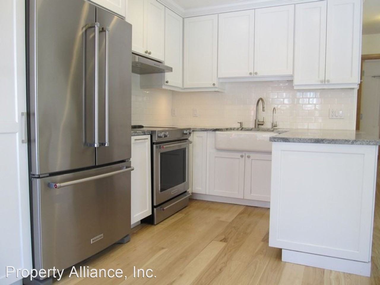 209 Daly Ave - Photo 3 of 23