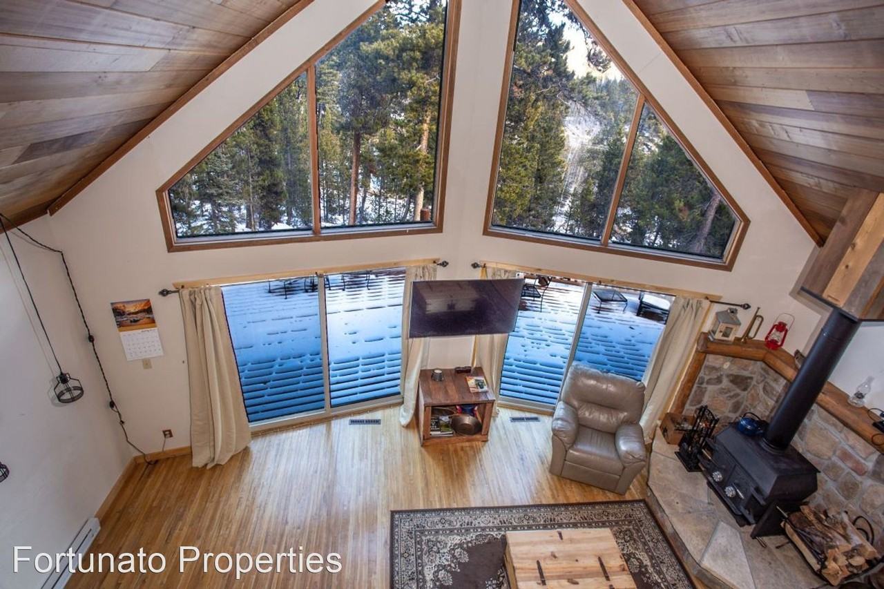 204 Skidoo Rd - Photo 2 of 33