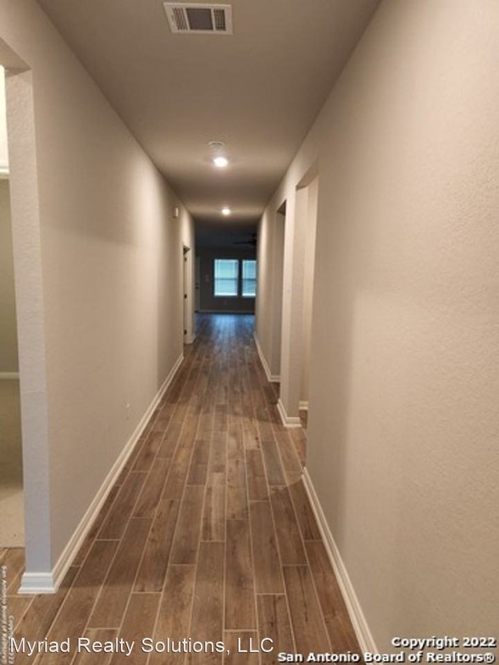 26063 Scenic Crest Blvd - Photo 2 of 22