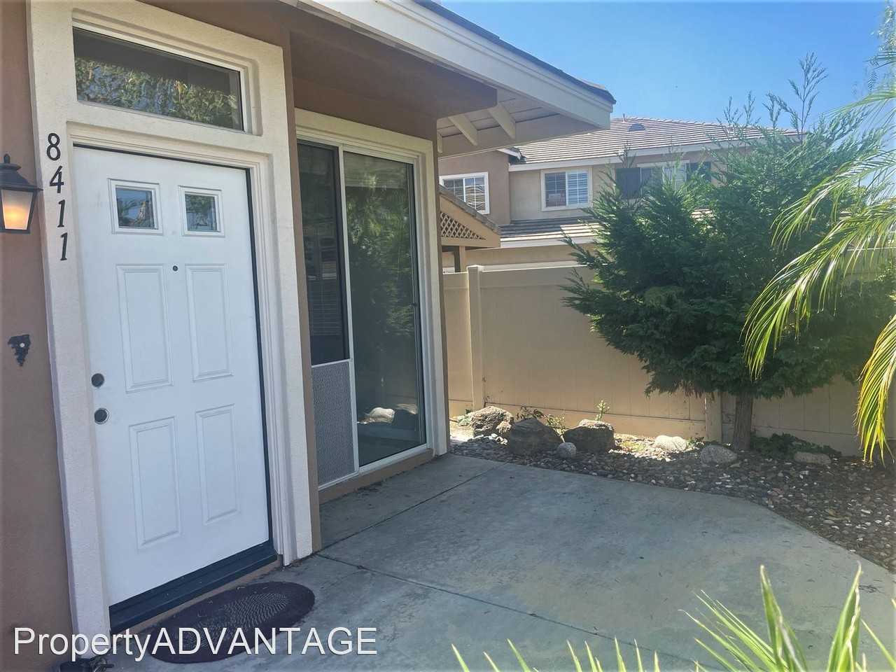 8411 E Ketchum Way - Photo 2 of 18