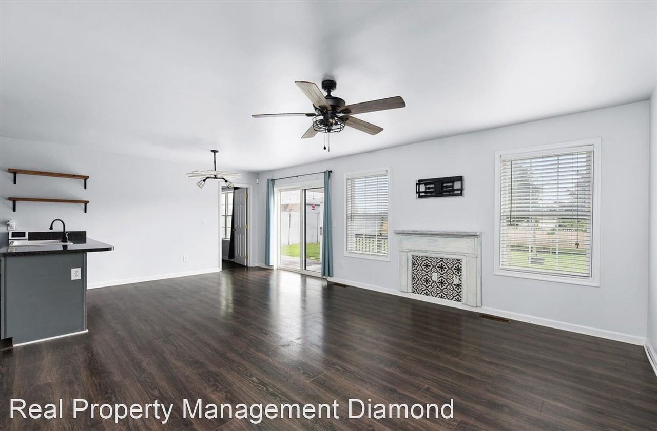 22281 Callaway Ave - Photo 3 of 28