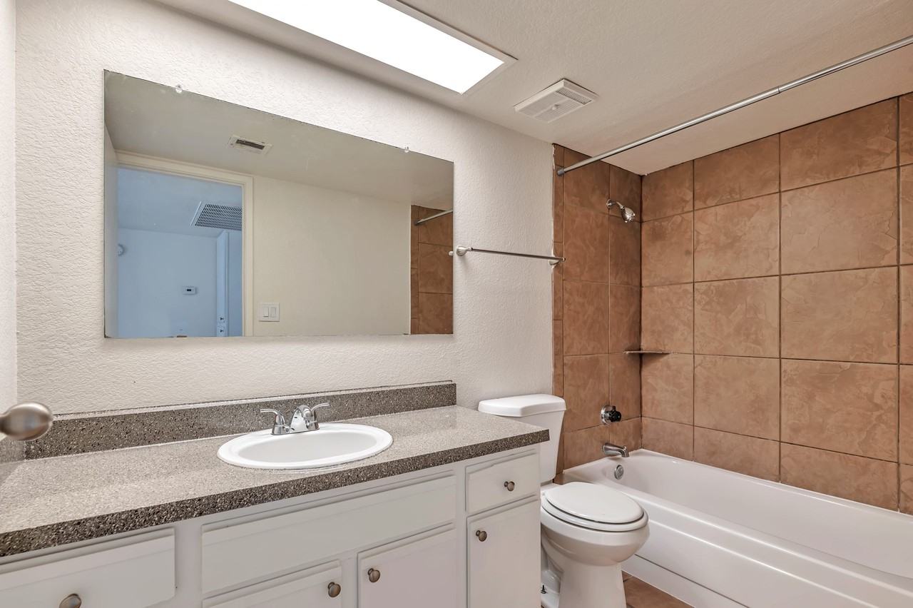 Solano Park Apartments - Photo 4 of 15