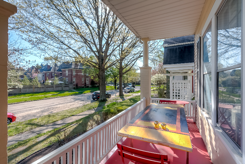 683 Elsmere Park - Photo 2 of 12