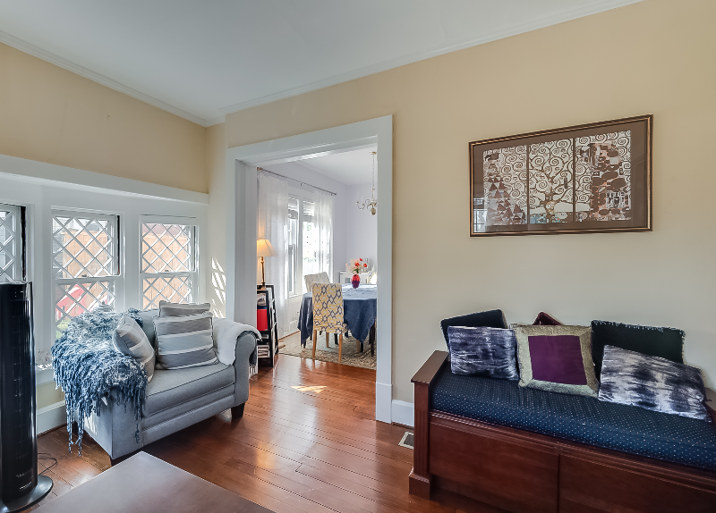 683 Elsmere Park - Photo 3 of 12