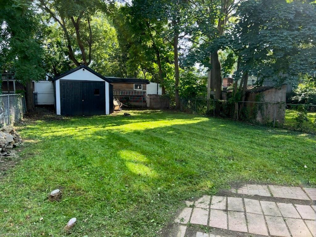 29 Wellington Street - Photo 2 of 5