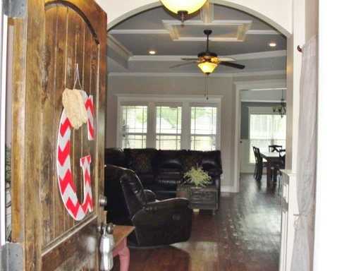 512 Lakeland Hwy - Photo 2 of 18