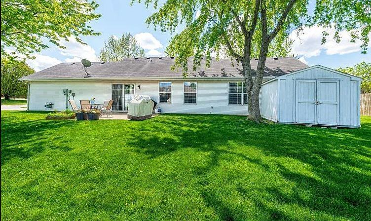 403 Seasons Ridge Dr #NA - Photo 2 of 4