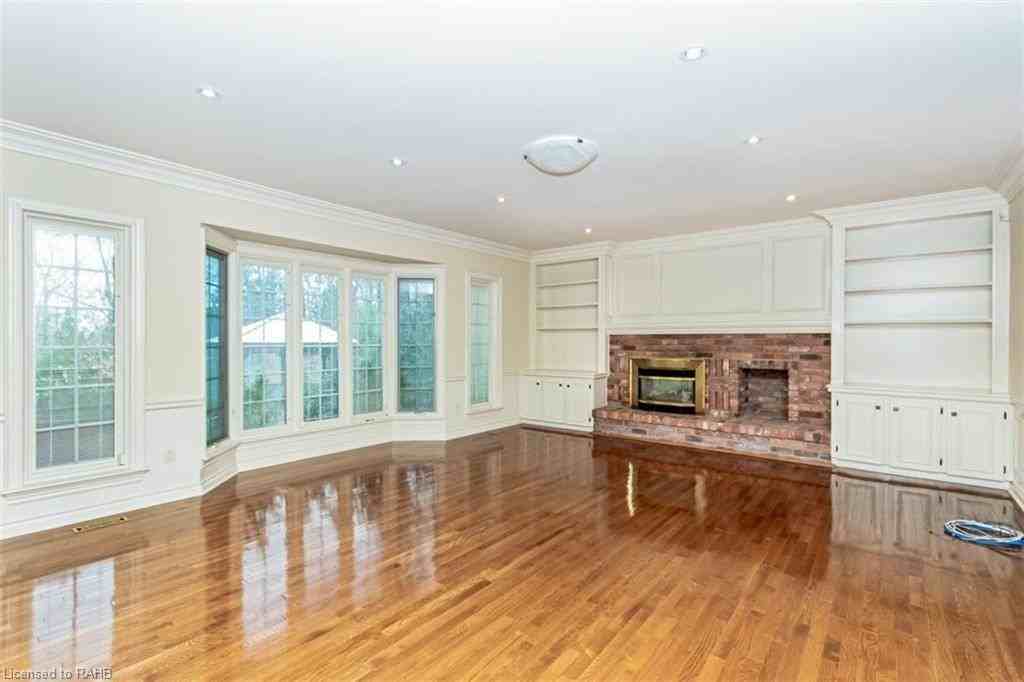 2307 Hoover Court - Photo 3 of 9