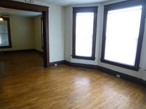 431 N 15th St - Photo 3 of 10