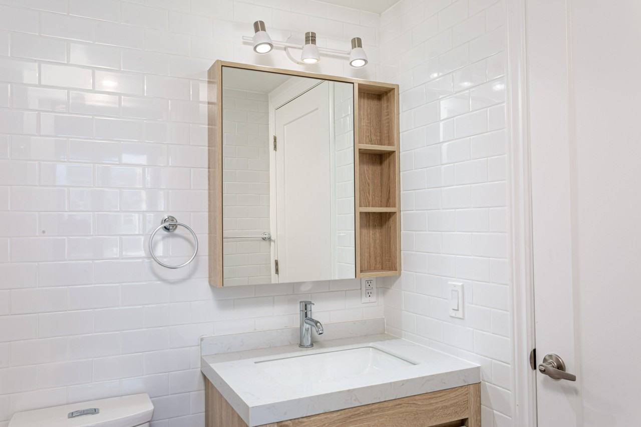 21 McDonald Avenue #202 - Photo 7 of 12