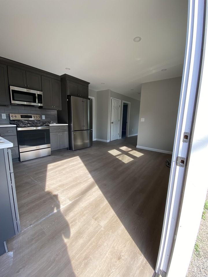 38 Alden Ave #38 - Photo 2 of 7