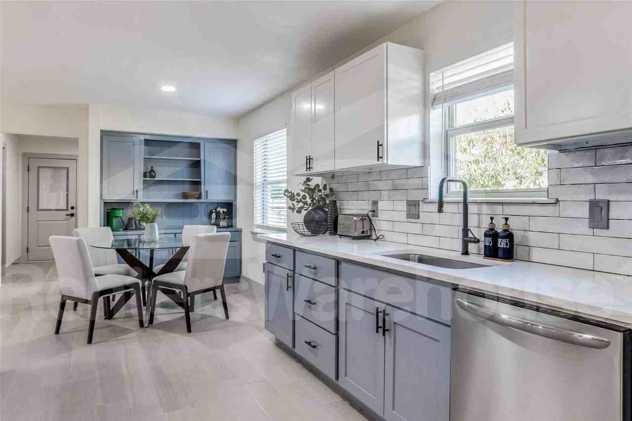 7728 La Bolsa Dr - Photo 3 of 10