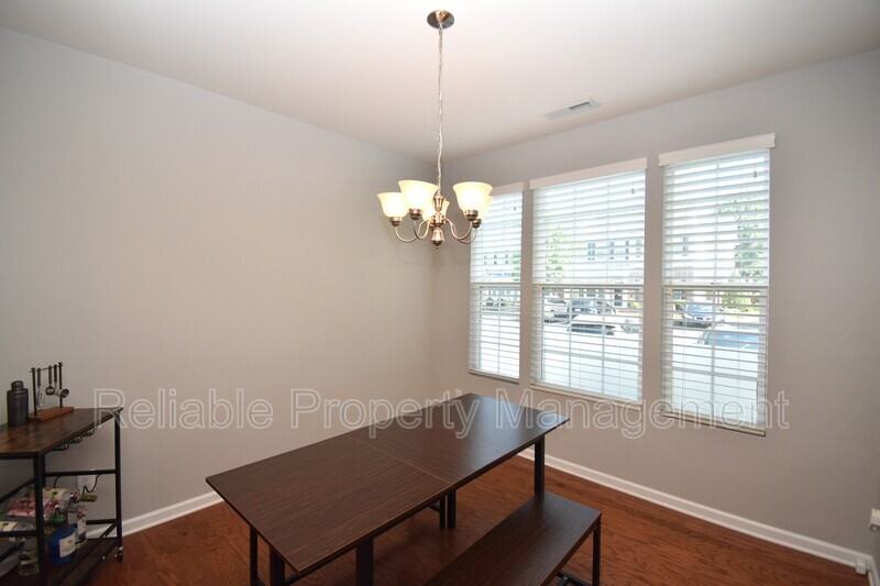 830 Cupola Dr - Photo 3 of 15