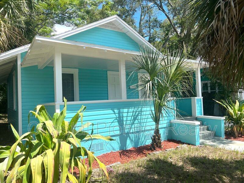 1908 35th St S - Photo 2 of 21