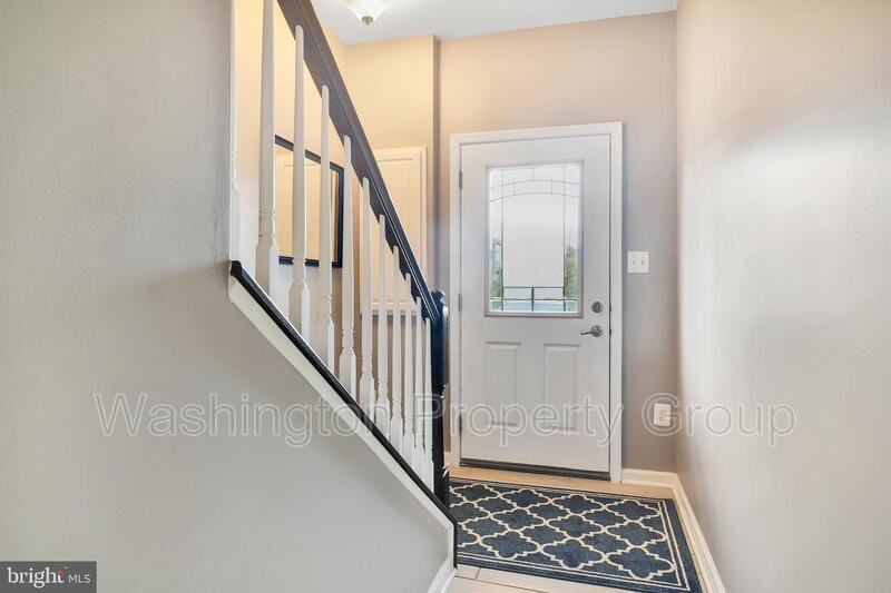 7905 Trailview Xing - Photo 6 of 28